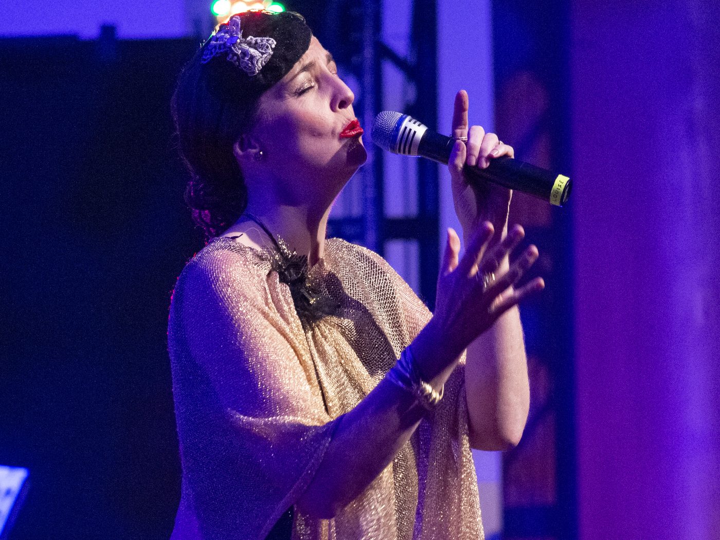 Louise Phelan Blues Band en vivo